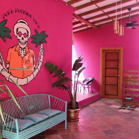 Casa Mía Acomodação com café da manhã Manuel Antonio Exterior foto